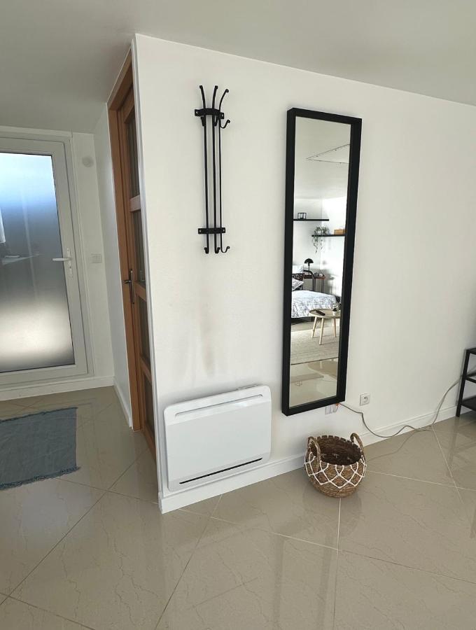 Petite Maison Studio Tout Confort Cosy Givors Autoroute Et Gare Apartment Exterior photo
